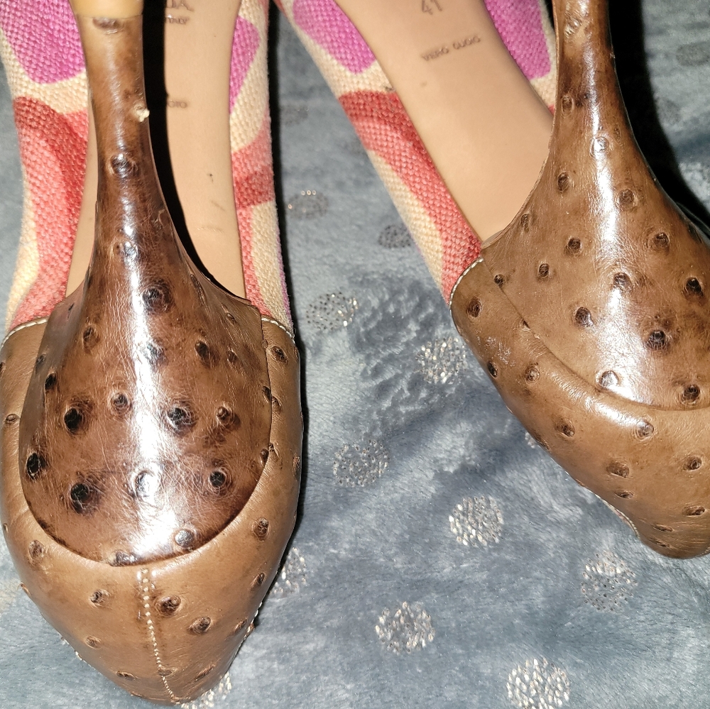 Shoes - Picture 7 of 7